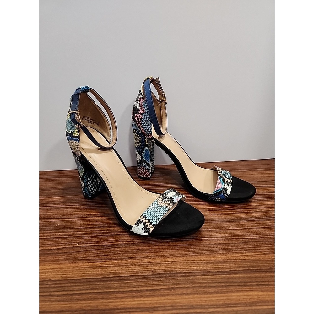 Bamboo Multi Color Faux Snake Skin Womens Sandals Heels Size 10 Shoes‎ Open Toe